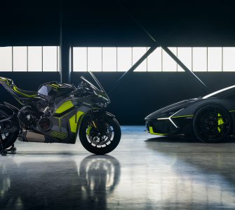 Ducati Panigale V4 Lamborghini 1